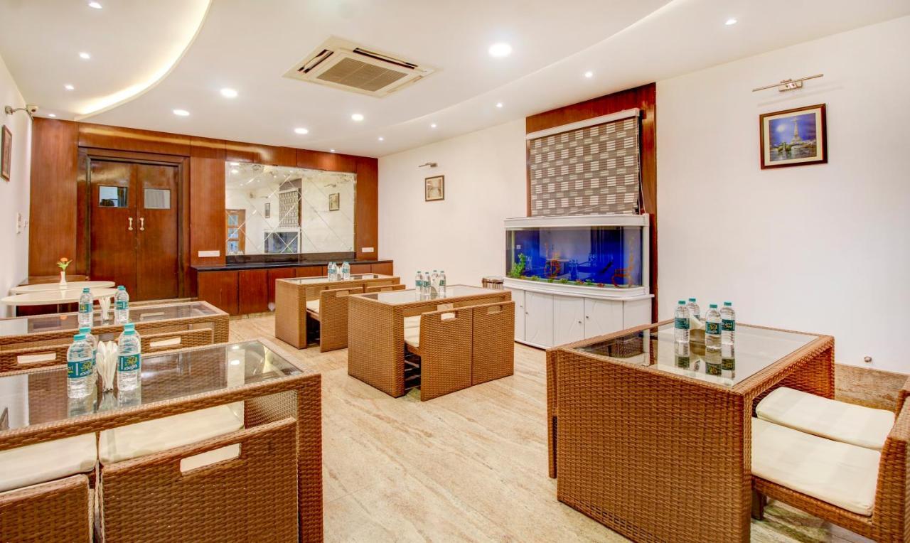 Treebo The Sai Leela Suites R T Nagar Bangalore Luaran gambar