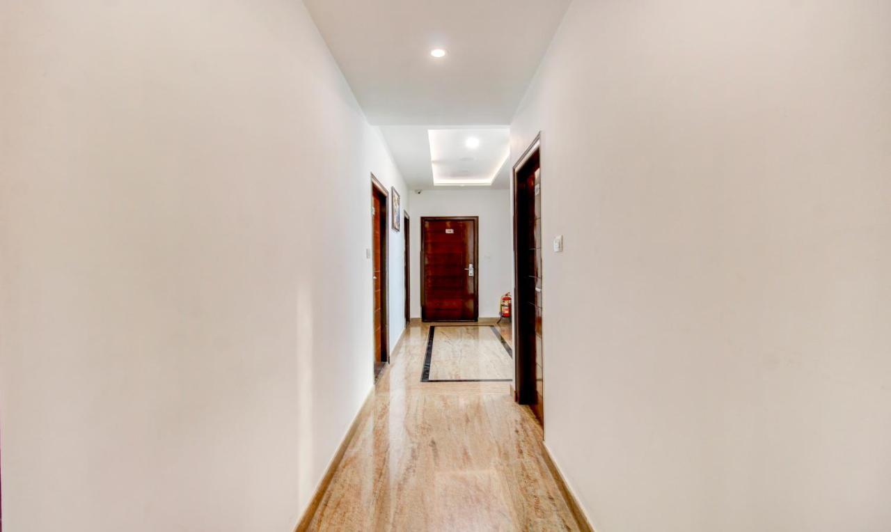 Treebo The Sai Leela Suites R T Nagar Bangalore Luaran gambar