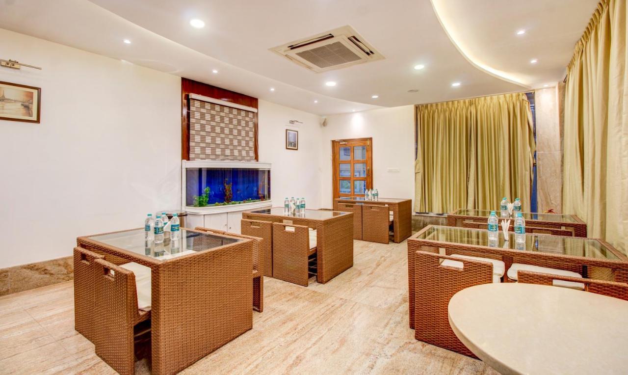 Treebo The Sai Leela Suites R T Nagar Bangalore Luaran gambar
