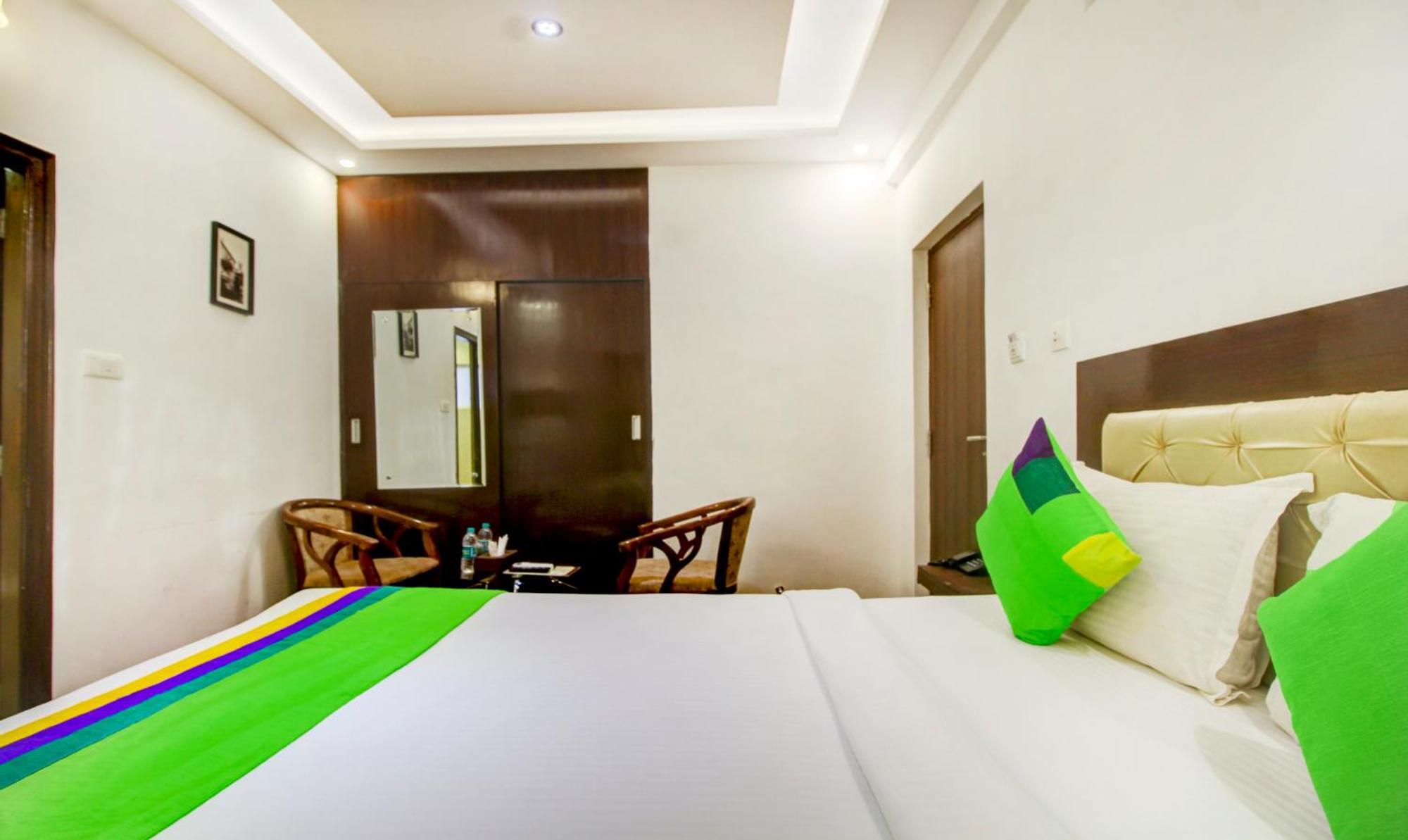 Treebo The Sai Leela Suites R T Nagar Bangalore Luaran gambar