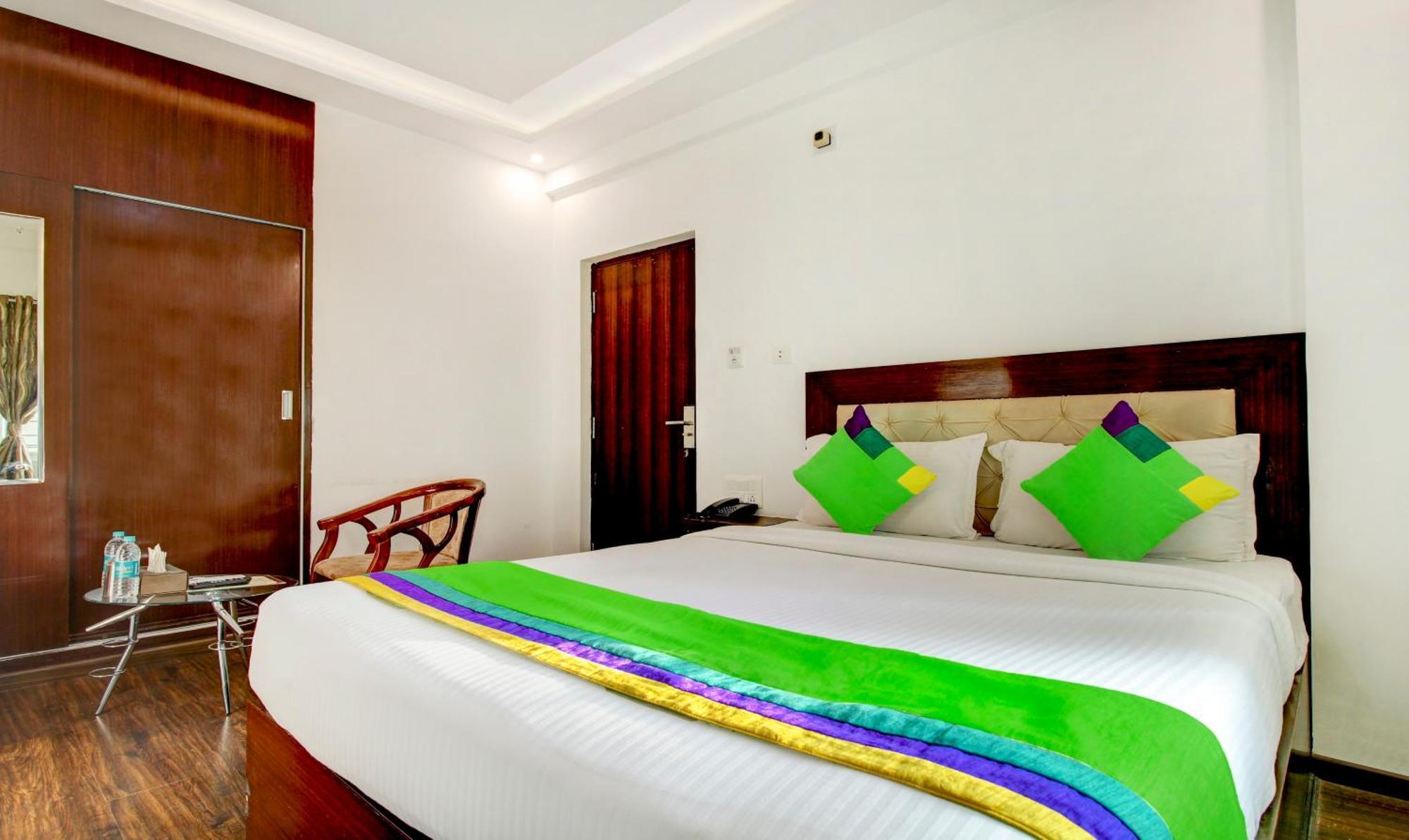 Treebo The Sai Leela Suites R T Nagar Bangalore Luaran gambar